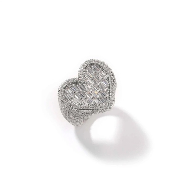 Diamond Supply Co. Jewelry - Vintage cocktail ring